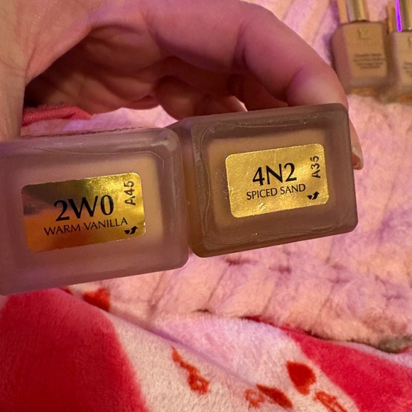 Estée Lauder Double Wear Stay-in-Place Liquid Foundation Assorted Shades - Picture 15 of 16